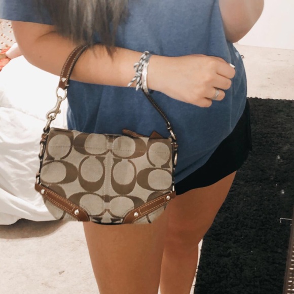 Coach Handbag - Picture 6 of 6